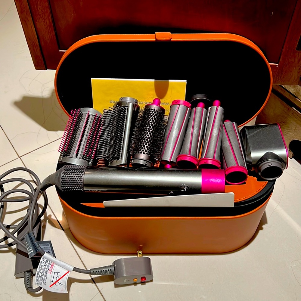 Full Dyson air wrap kit - limited edition